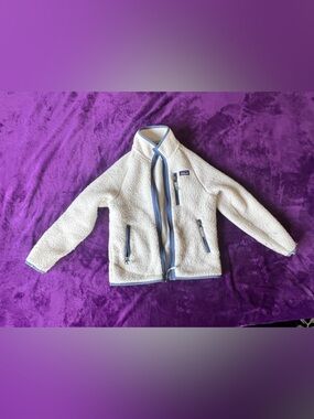 Patagonia Cream Sherpa Fleece Jacket with Blue Trim Sz Small unisex 8 - 9 Year